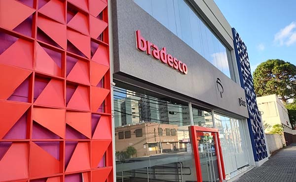Bradesco inicia seu plano de trazer executivos do mercado com reforço no private