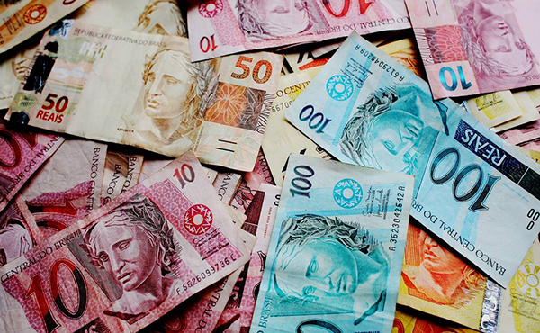 Somente R$ 900 mil 'esquecidos' nos bancos foram resgatados; total chega a R$ 8 bilhões