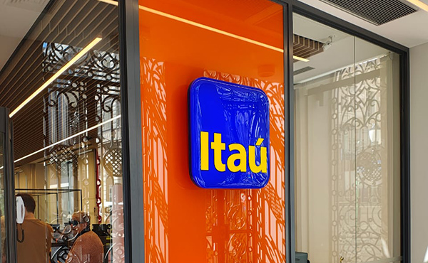 Caixa do Itaú acusa herdeiro da Votorantim de racismo