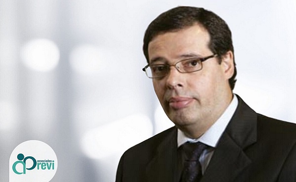 Sérgio Rosa mostra como privatização destruiria o BB e a Previ