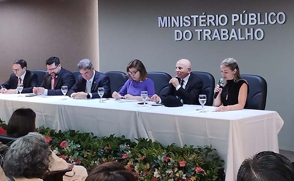 Federação participa da posse do novo Procurador-chefe do MPT-PR
