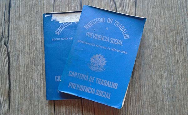Omissão de registro trabalhista é crime de falsificação de documento