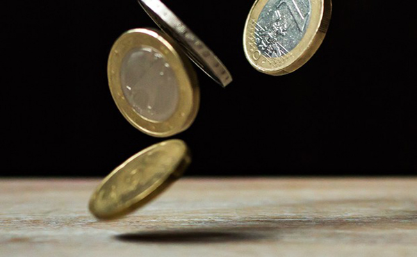 Aumento de tributo sobre bancos amplia incerteza na economia 