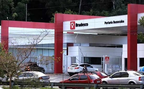 Bradesco convoca bancários do departamento Varejo 4160 para retorno ao trabalho 100% presencial em SP