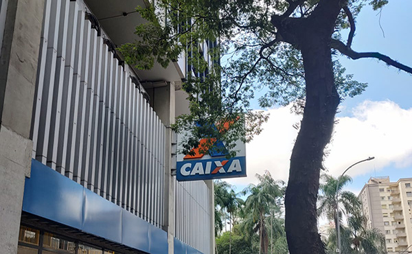 Caixa tem lucro líquido de R$ 3,5 bi no 1º tri, queda de 34,4% em um ano