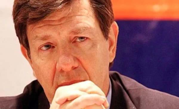 Bilionário brasileiro é herdeiro do banco Itaú, mas prefere viver da cultura e é poeta