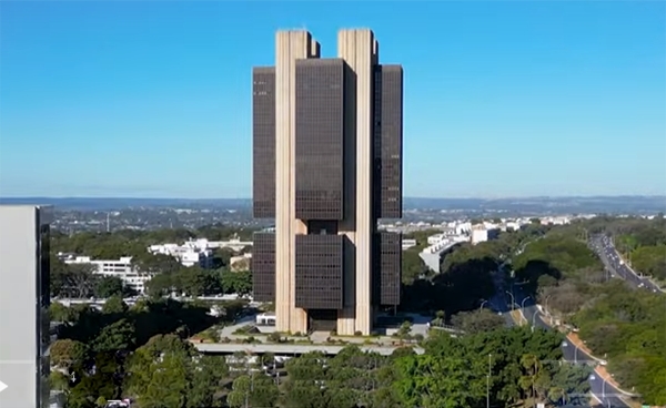 Banco Central reduz Selic em 0,25 ponto e condiciona próximos passos à guerra no Irã